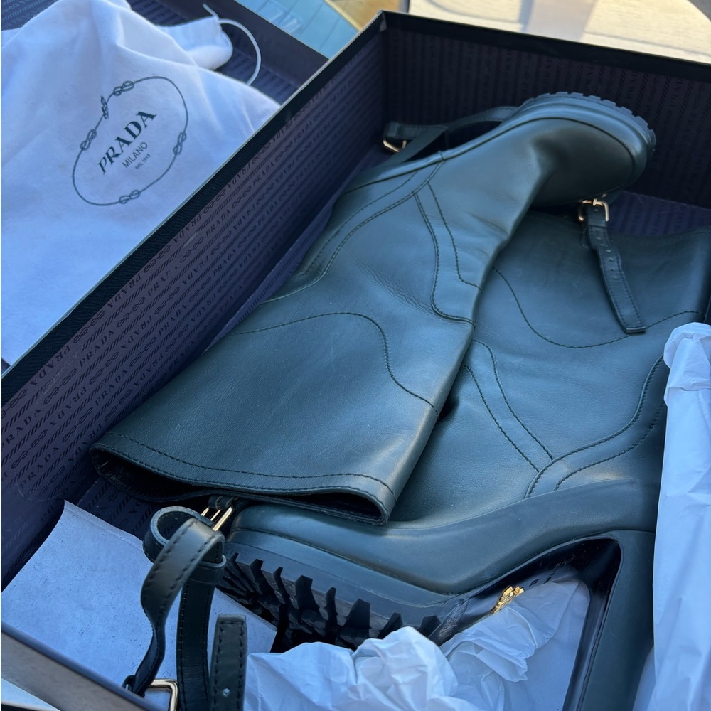 Like like new calf skin size 7 women’s green Prada boots - Picture 3 of 7